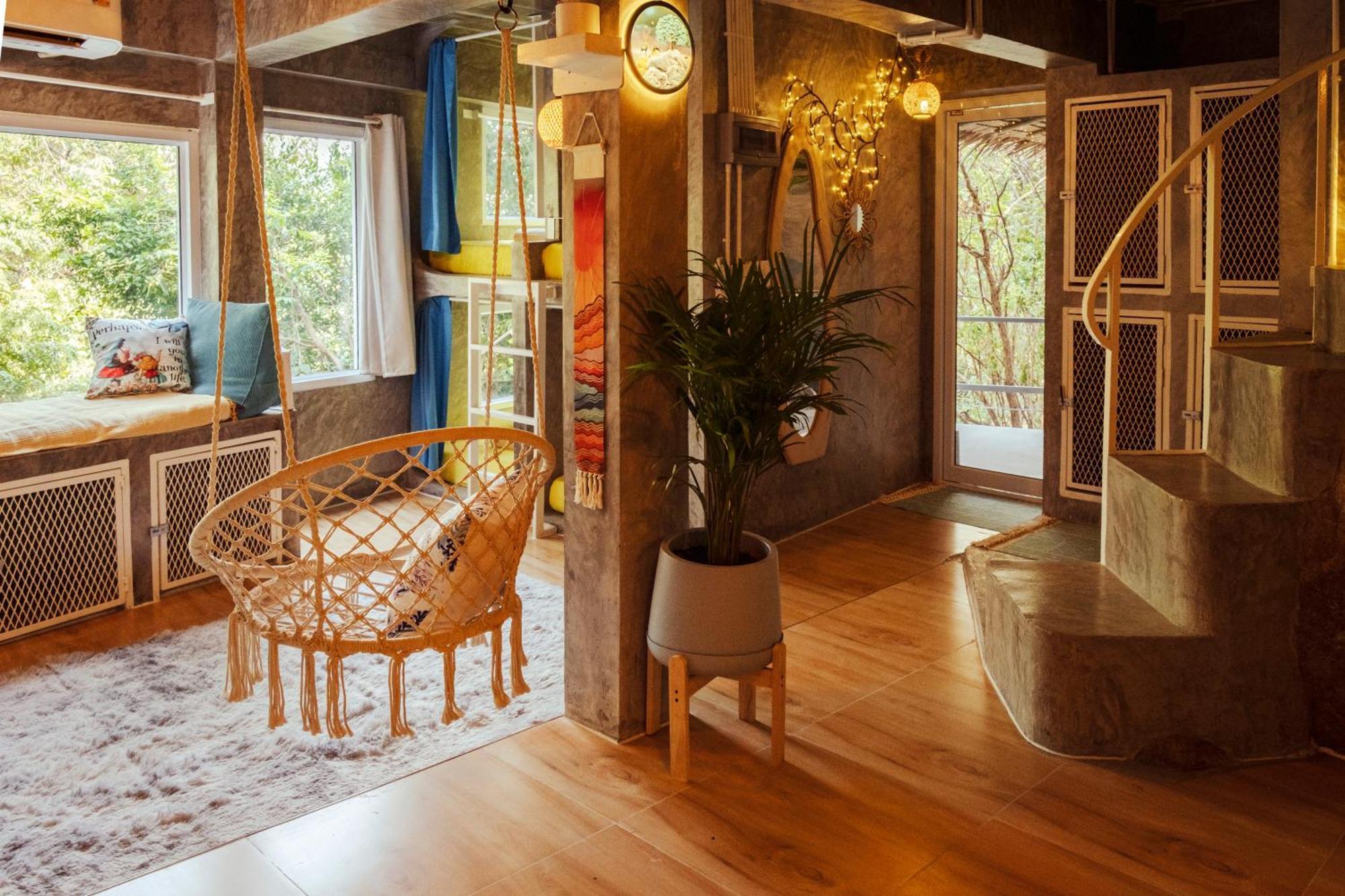 Wonderland Jungle Hostel Тау Экстерьер фото